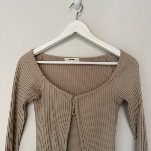 Joah Brown Ribbed Hook Eye Long Sleeve Knit Top size XS/S - Picture 3 of 6